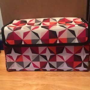 Thirty one fold up organizer.  Velcro